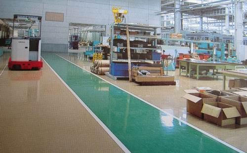 应该如何预防秦州环氧地坪出现发白的现象